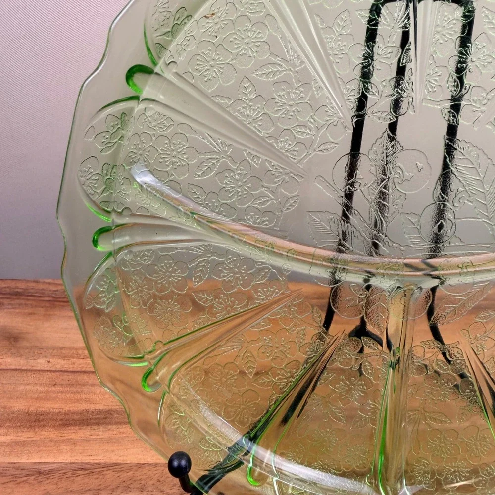 Jeannette Glass vintage jeannette